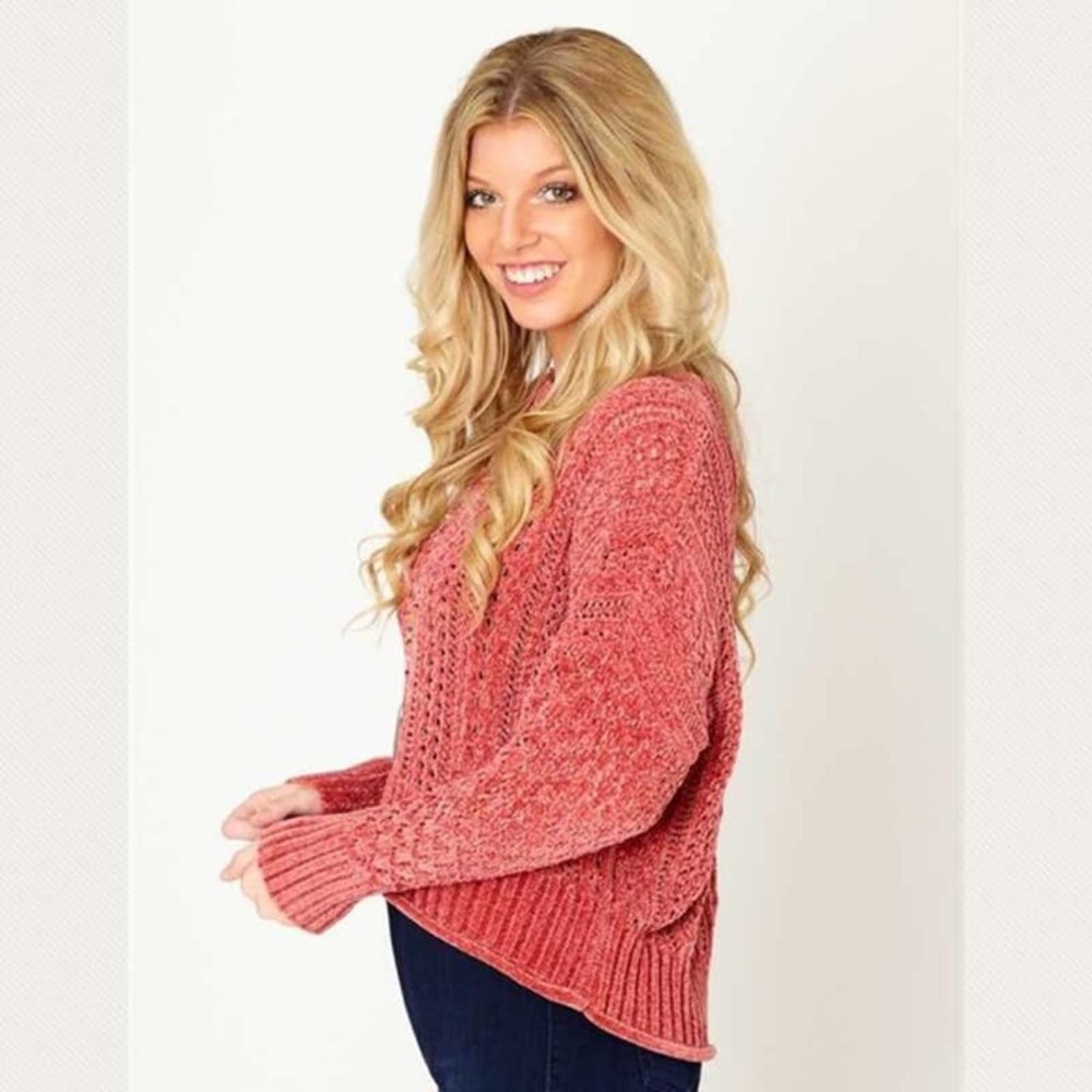 SOLD LIVE Chenille Sweater NEW Rose Pink Semi Crop Sweater - Picture 2 of 5